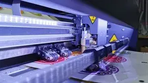 Устойчивая каретка режущего инструмента